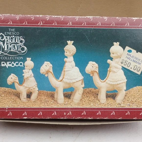 1990 Enesco Precious Moments Miniature  Nativity Scene and The Three Wise Men - Picture 9 of 10